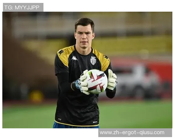 波兰门将：队友看到是我守门或许被吓到了，但我从未置疑自己